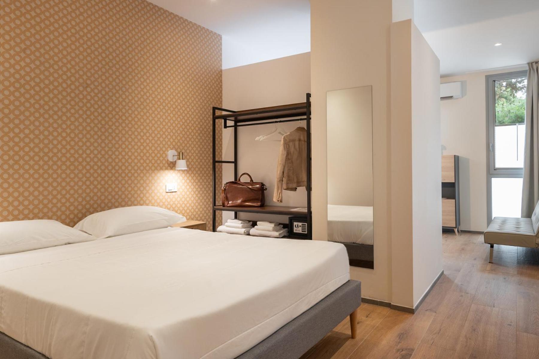Hotel Dimorae Rooms And Suites - Apartments Civitanova Marche Exterior photo
